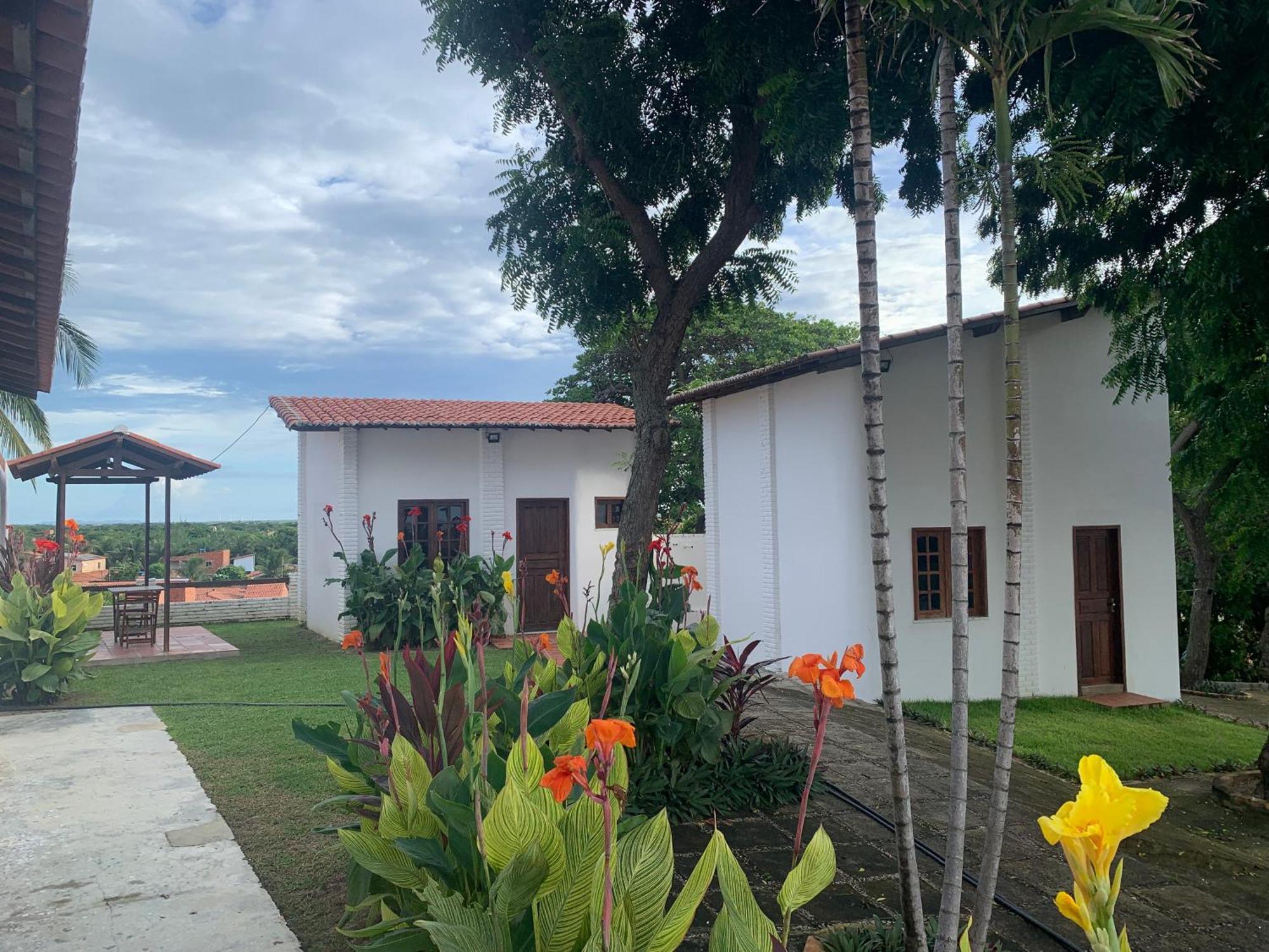 Morro Branco Suites - Hospedaria Morro Branco 贝贝里比 外观 照片